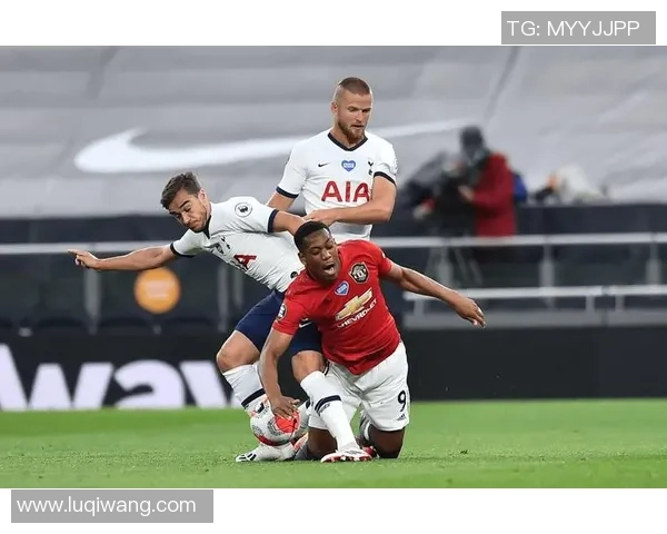 欧联杯热刺与曼城激战成和神奇扑救成焦点战术分析全景回顾