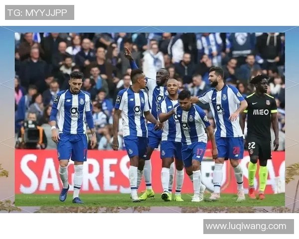 欧联杯精彩对决切尔西与波尔图战平逆转瞬间引发全场热烈反响