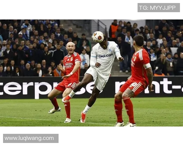 本菲卡逆转国米友谊赛点球大战成全场焦点引发热烈讨论 本菲卡逆转国米友谊赛点球大战成全场焦点引发热烈讨论