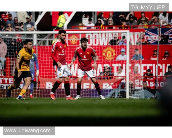 热刺逆袭拜仁3-0胜利引发争议判罚全场沸腾 热刺逆袭拜仁3-0胜利引发争议判罚全场沸腾