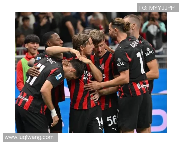 意甲激战：拜仁大胜AC米兰神奇扑救点燃全场激情