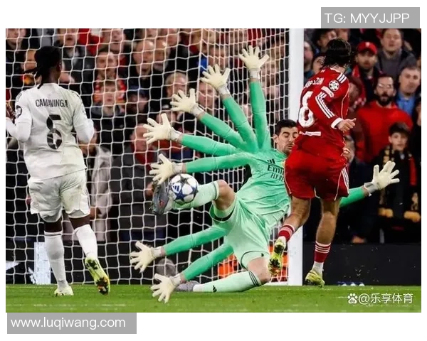 中超激战皇马凭借点球险胜利物浦全场瞬间沸腾解析