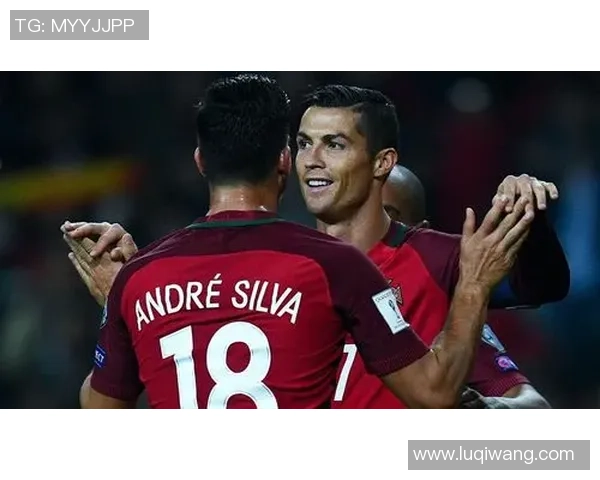 德甲激战曼联险胜那不勒斯红牌争议引发全场热议