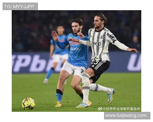 欧联杯精彩对决尤文图斯与那不勒斯战成平局引发全场热烈反响